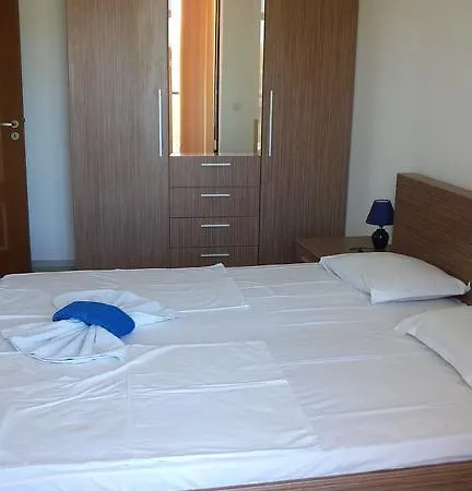 Sea Bedroom * ネセバル